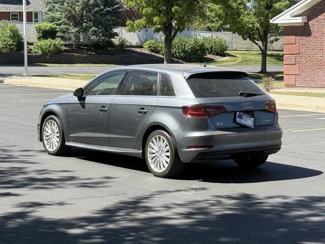 Used 2016 Audi A3 e-tron Premium Plus w/ Premium Plus Package FWD image 6