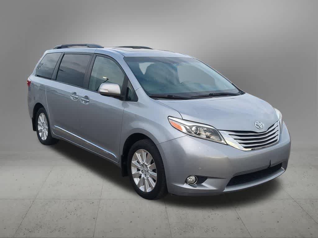 Used 2015 Toyota Sienna Limited Premium AWD/4WD image 8