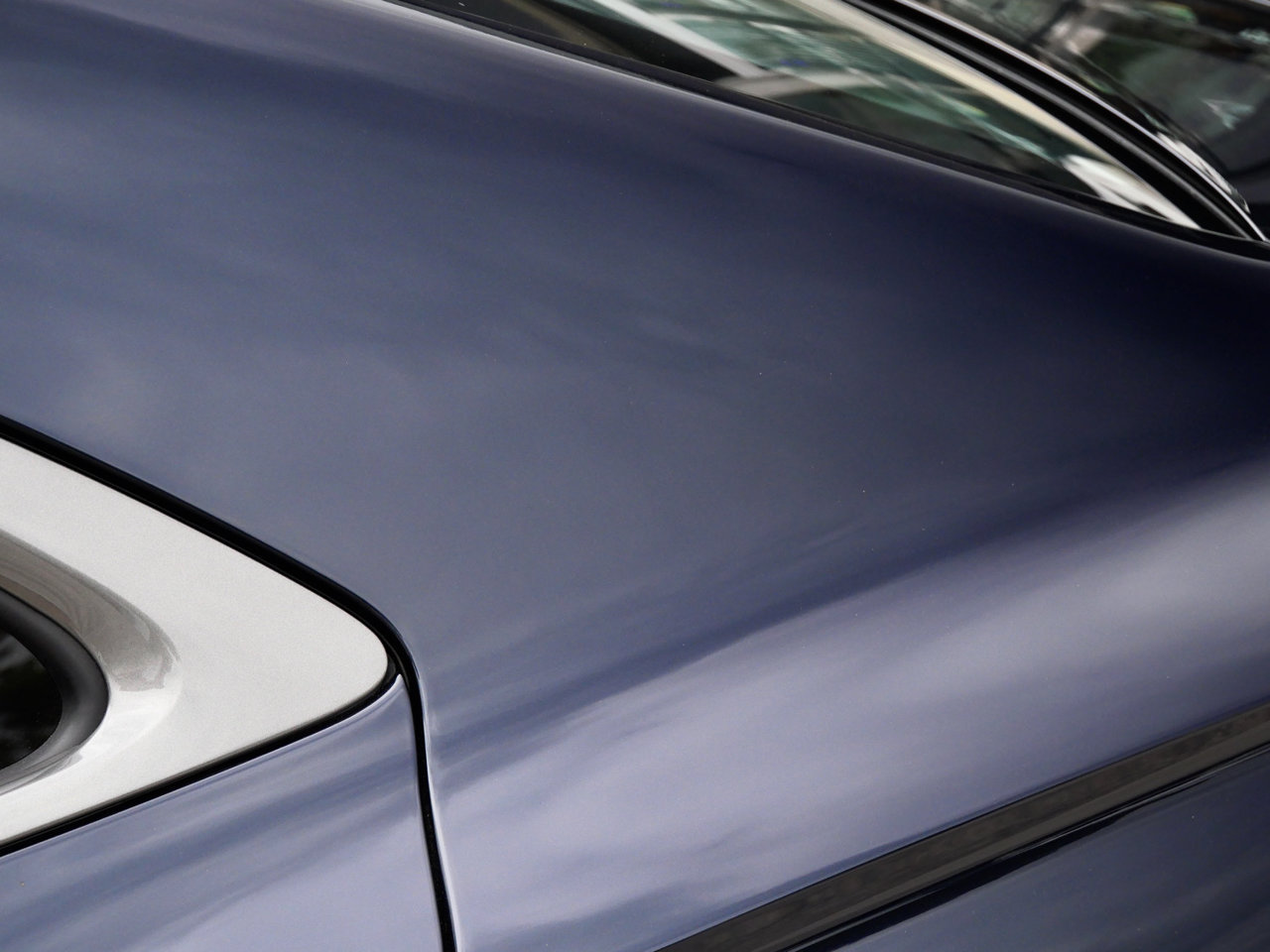 Used 2025 Bentley Flying Spur Plug-In Hybrid AWD/4WD image 7