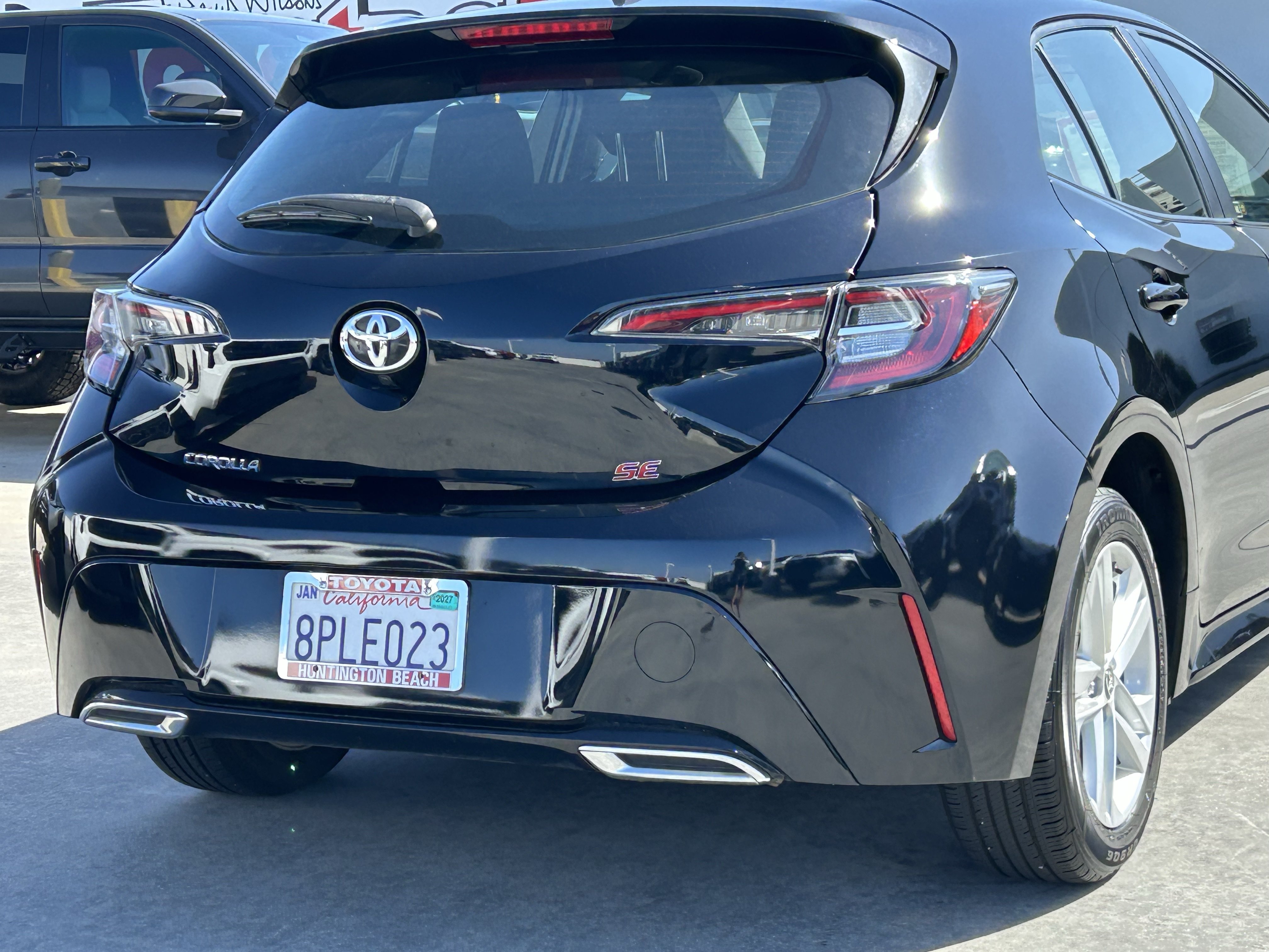 Certified 2020 Toyota Corolla SE w/ Carpet Mat Package FWD image 3