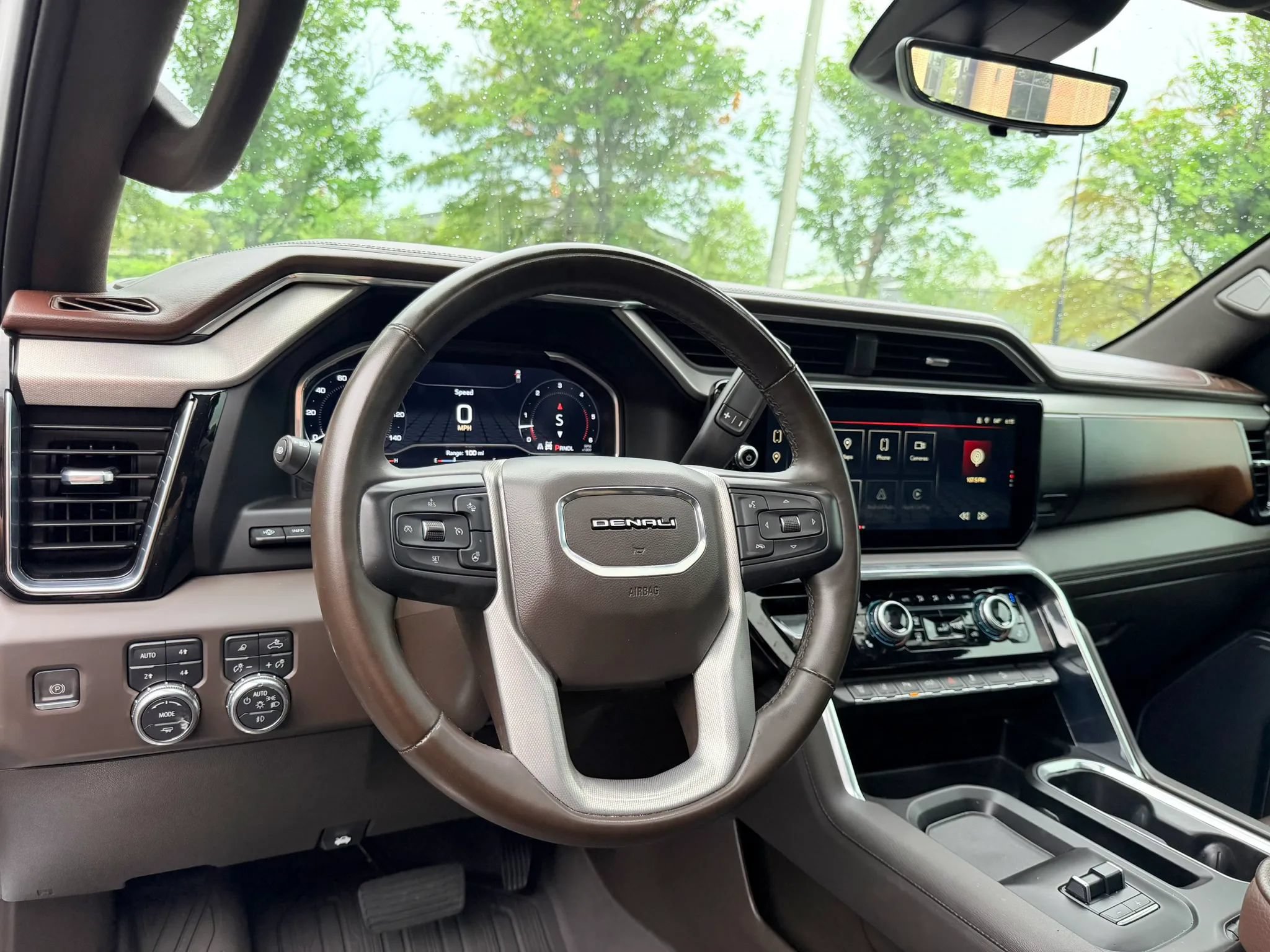 Used 2024 GMC Sierra 2500 Denali w/ Denali Reserve Package AWD/4WD image 23