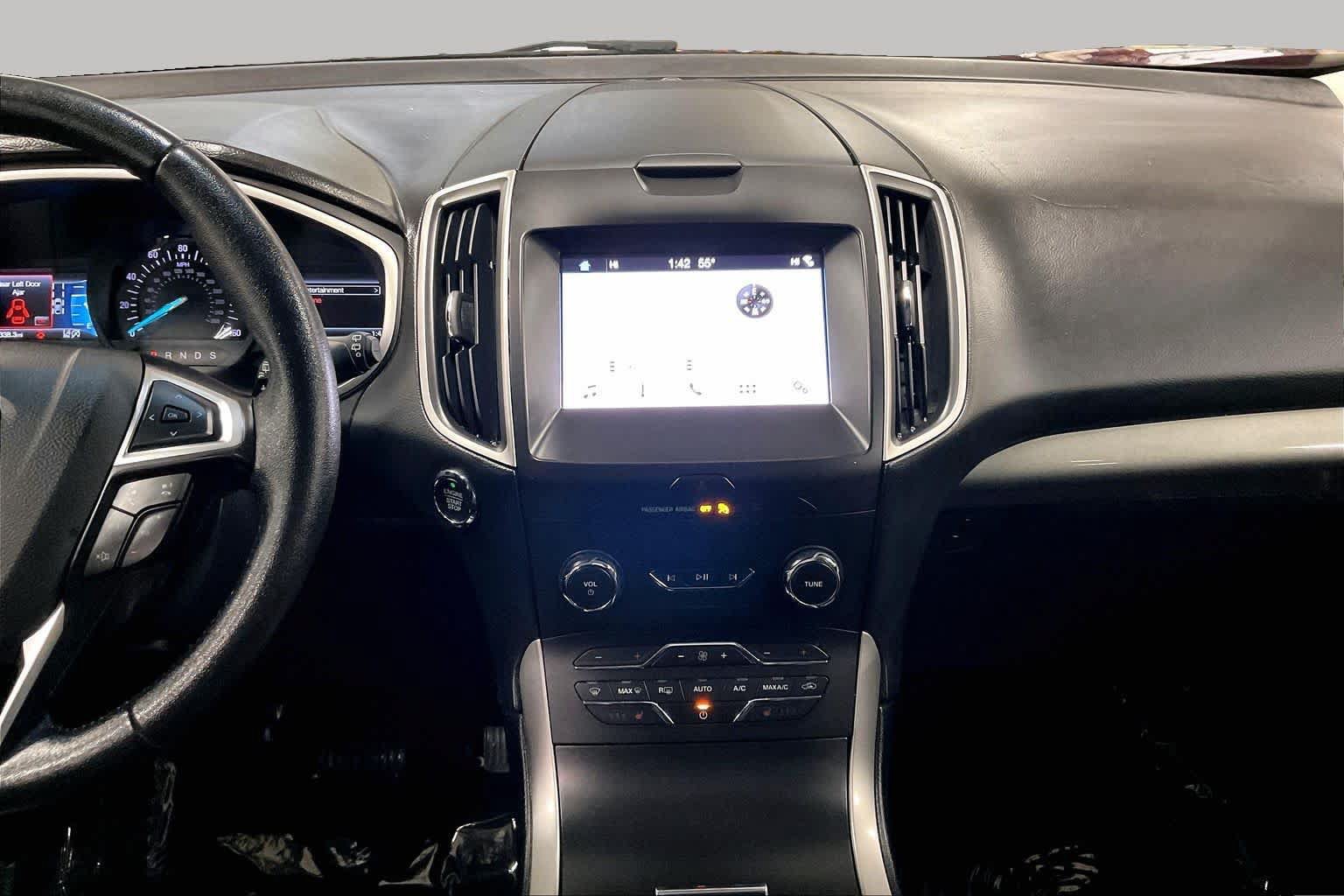Used 2019 Ford Edge SEL w/ Equipment Group 201A AWD/4WD image 7