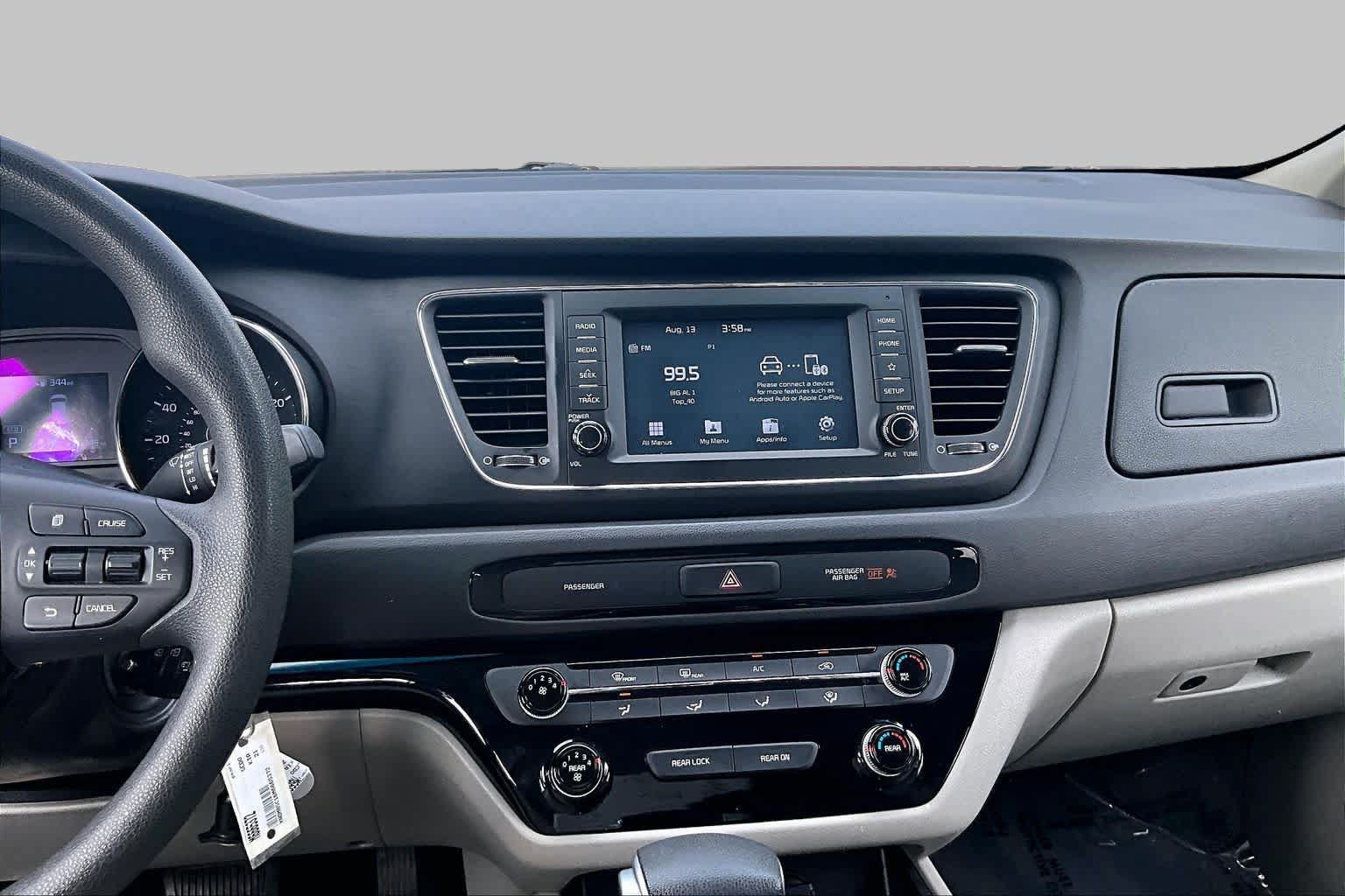 Used 2021 Kia Sedona LX FWD image 7