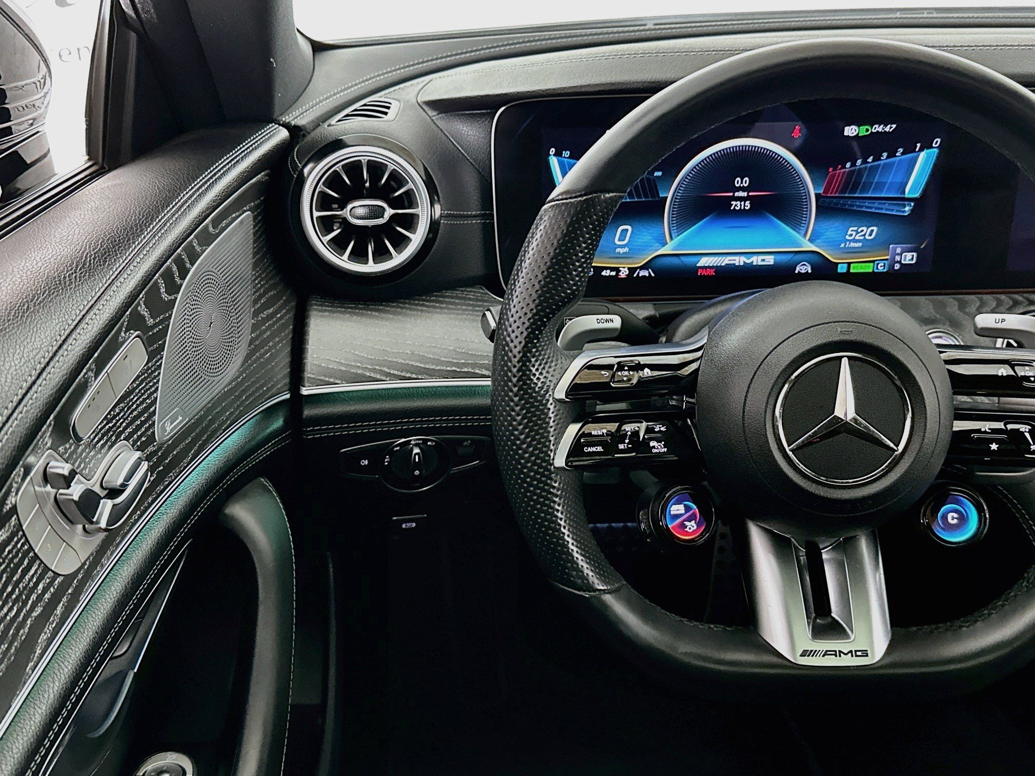 Used 2022 Mercedes-Benz AMG GT 43 w/ Driver Assistance Package image 10