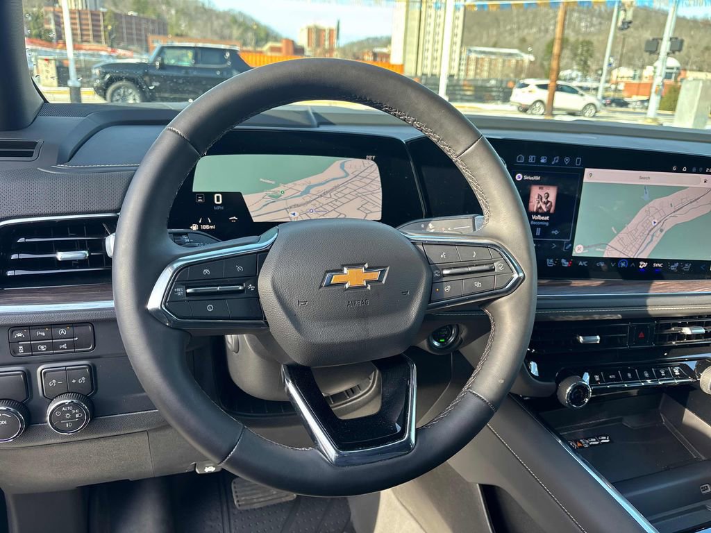 Used 2026 Chevrolet Tahoe Premier image 16