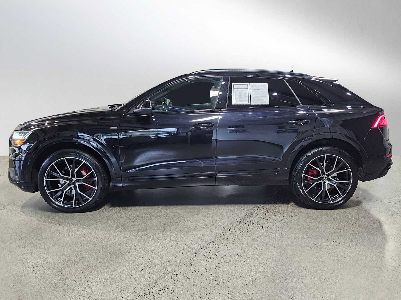 Used 2021 Audi Q8 Premium Plus w/ Premium Plus Package image 6