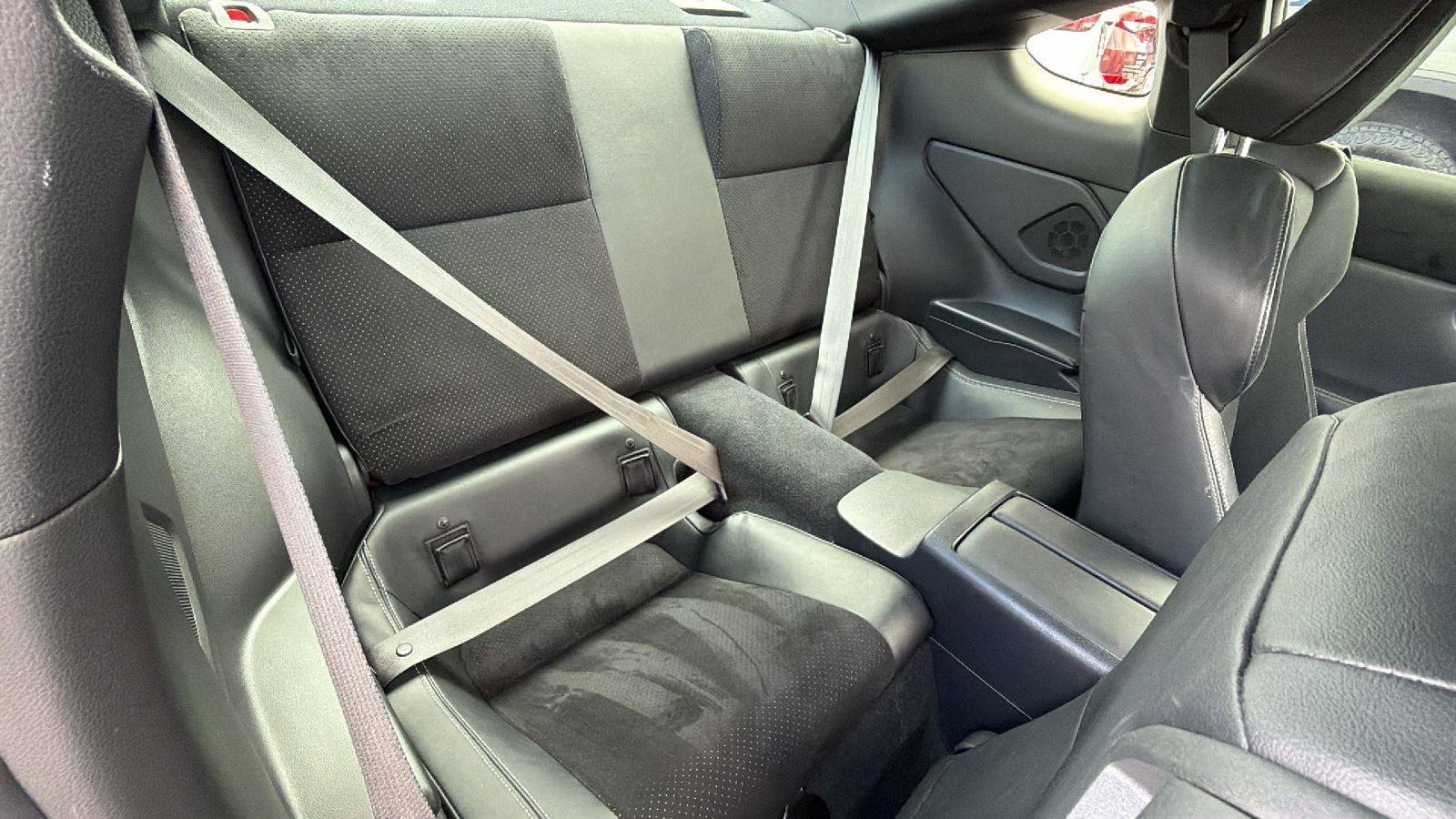 Used 2022 Toyota GR86 Premium RWD image 17