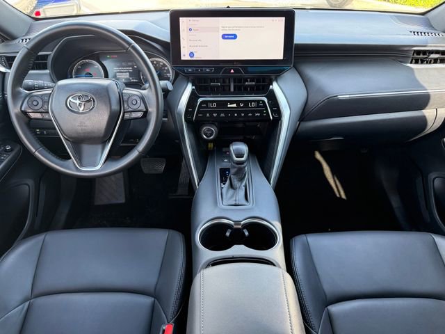 Used 2024 Toyota Venza XLE image 25