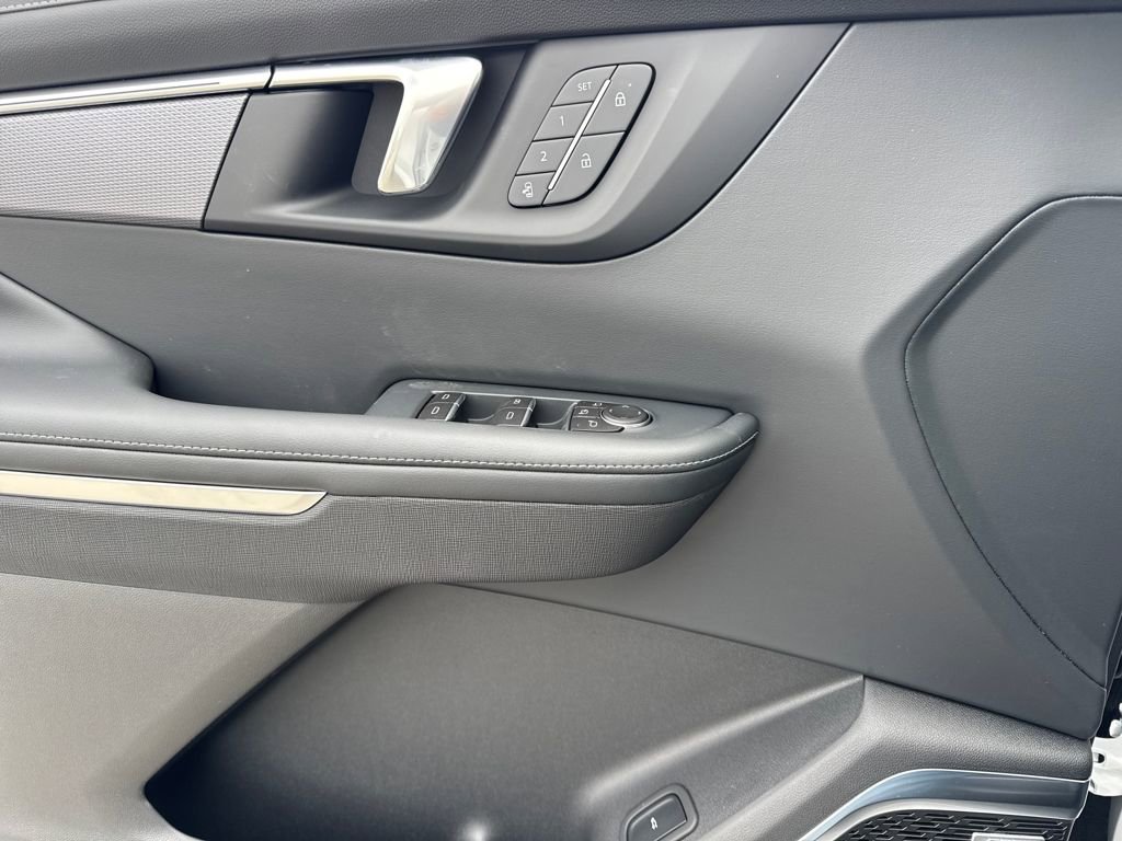 New 2026 Buick Enclave Sport Touring w/ Power Package FWD image 19