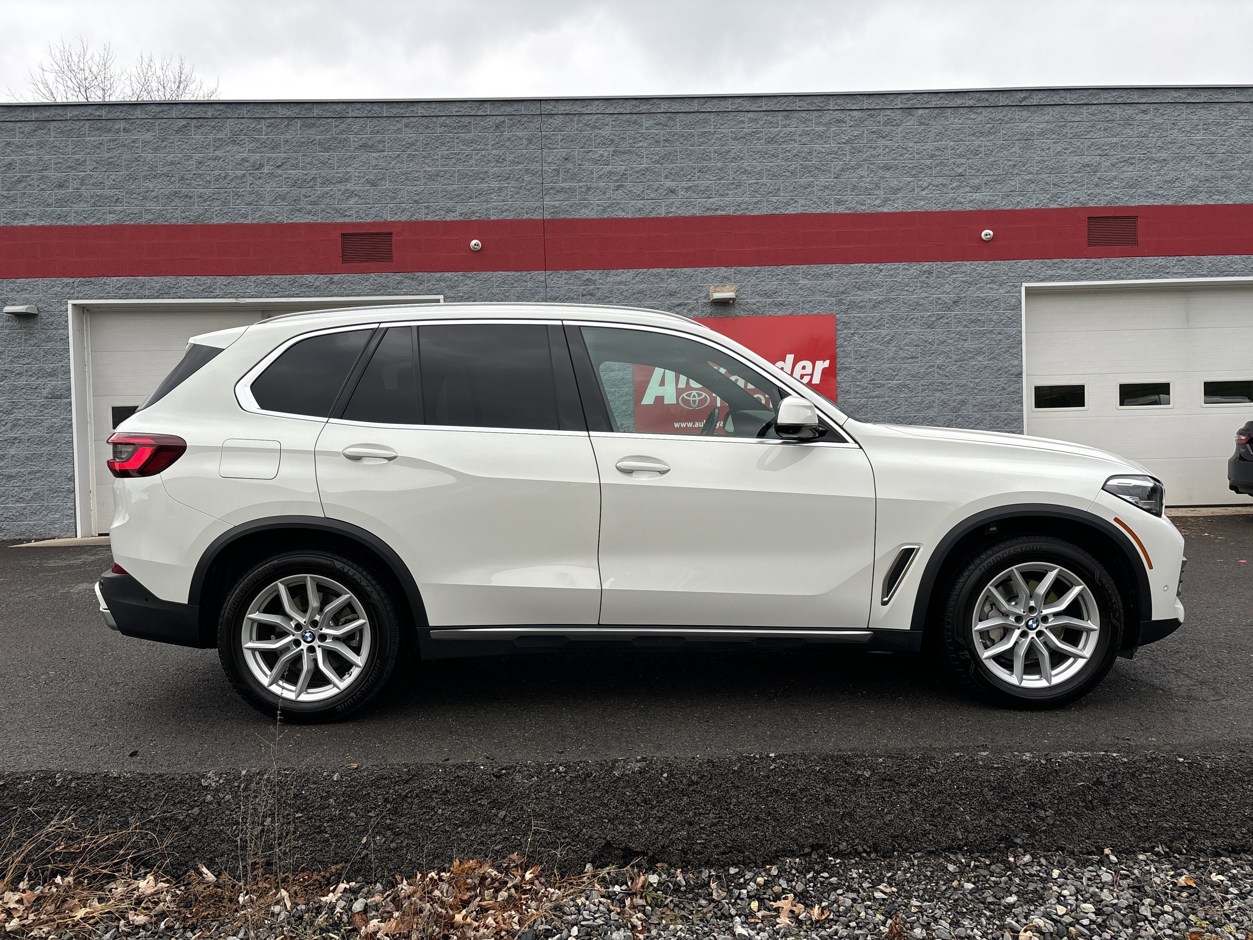 Used 2022 BMW X5 xDrive40i video 2