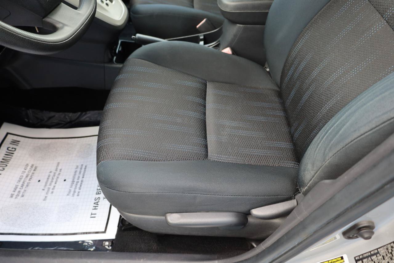 Used 2011 Toyota Matrix FWD image 7