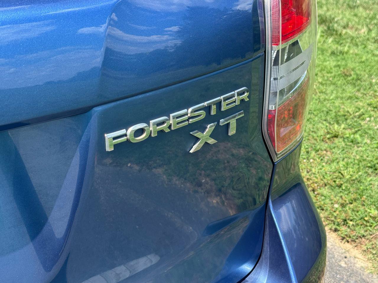 Used 2015 Subaru Forester 2.0XT Touring w/ Eyesight & Navigation System AWD/4WD image 13