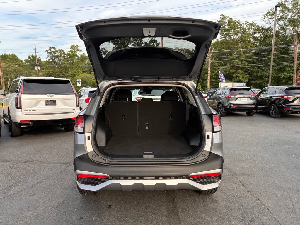 Used 2023 Kia Sportage LX AWD/4WD image 11