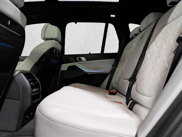 New 2026 BMW X5 xDrive50e w/ Executive Package image 17