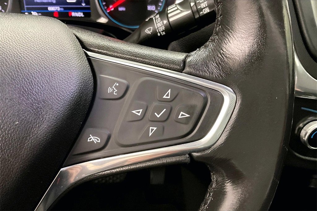 Used 2019 Chevrolet Equinox LT image 12