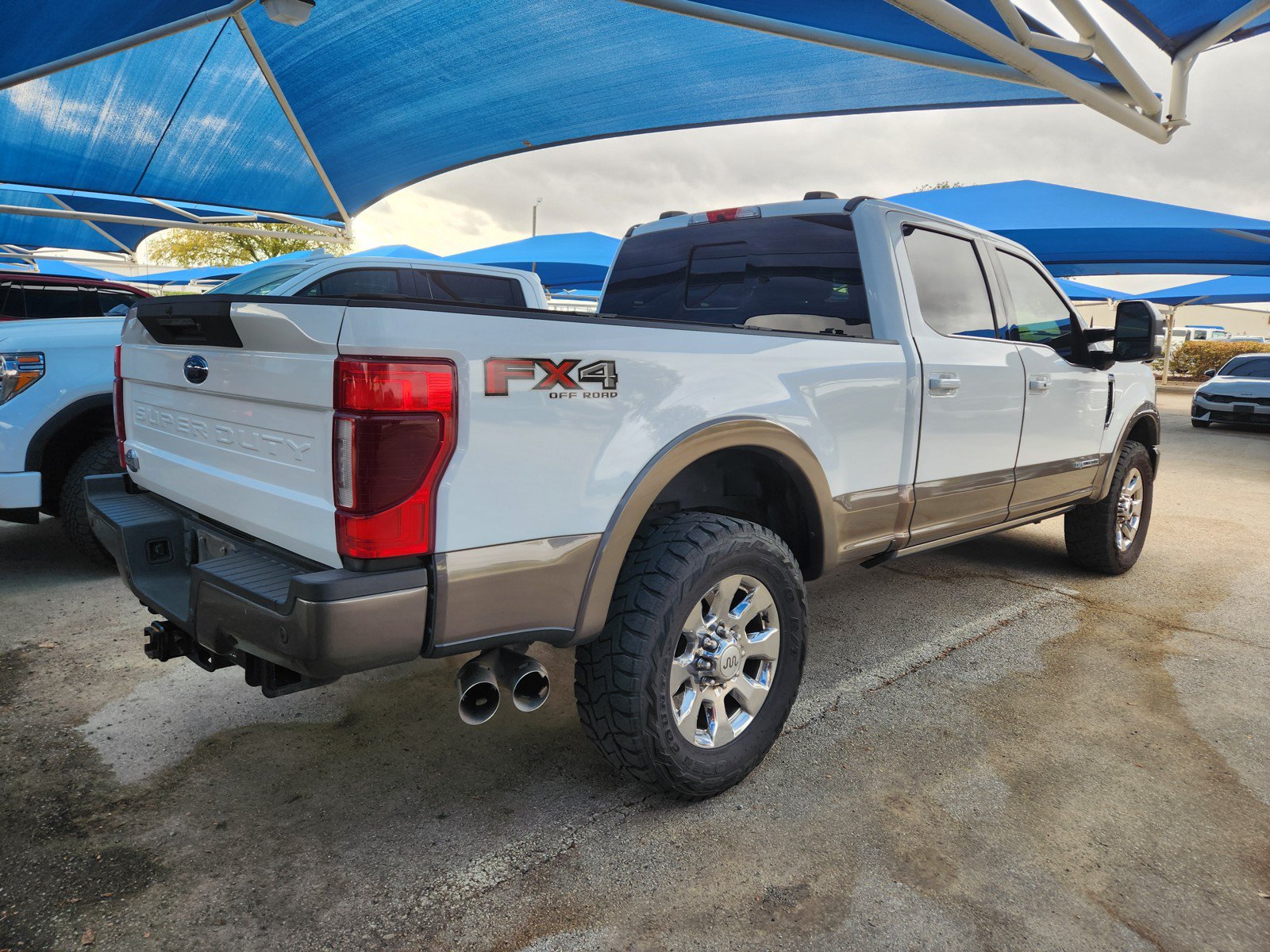 Used 2021 Ford F350 King Ranch w/ King Ranch Ultimate Package AWD/4WD image 4