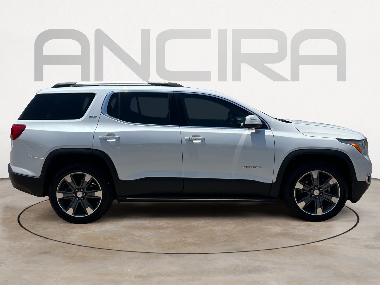 Used 2017 GMC Acadia SLT FWD image 11