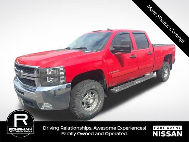 Used 2007 Chevrolet Silverado 2500 LT w/ 1LT Convenience Package AWD/4WD image 1