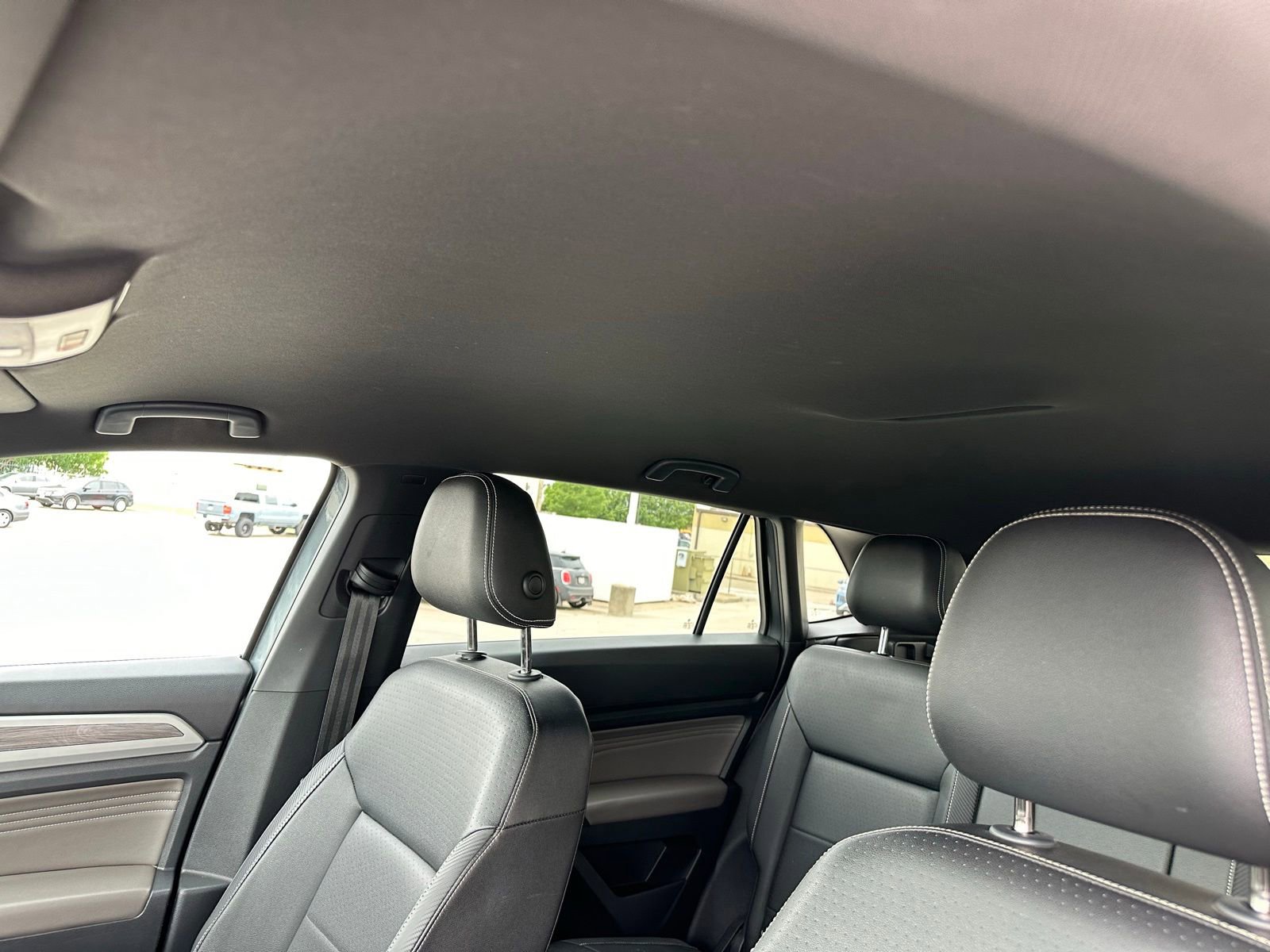 Used 2023 Volkswagen Atlas Cross Sport SE FWD image 10