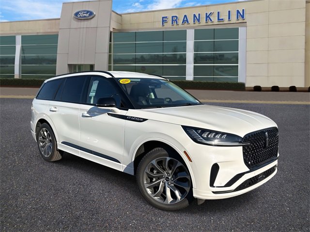 New 2026 Lincoln Aviator AWD w/ Jet Appearance Package image 1