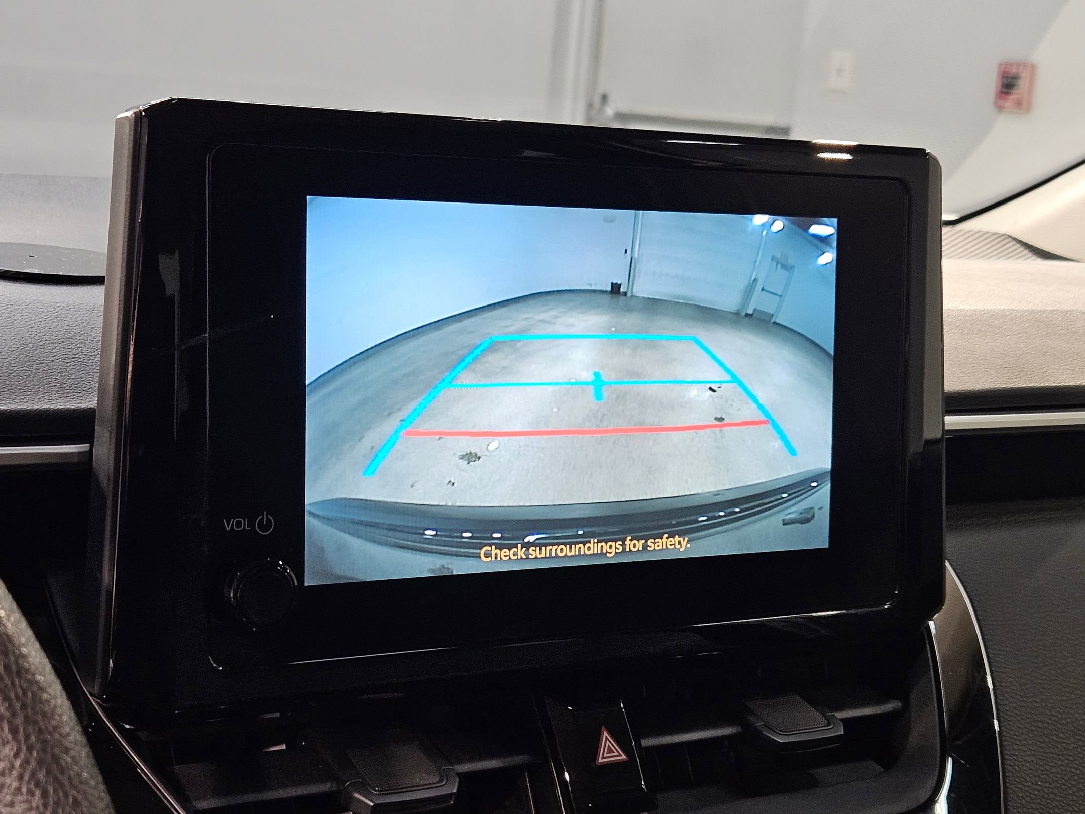 Used 2025 Toyota Corolla LE image 29