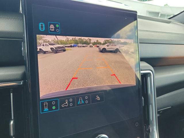 Certified 2025 GMC Yukon XL Denali AWD/4WD image 33
