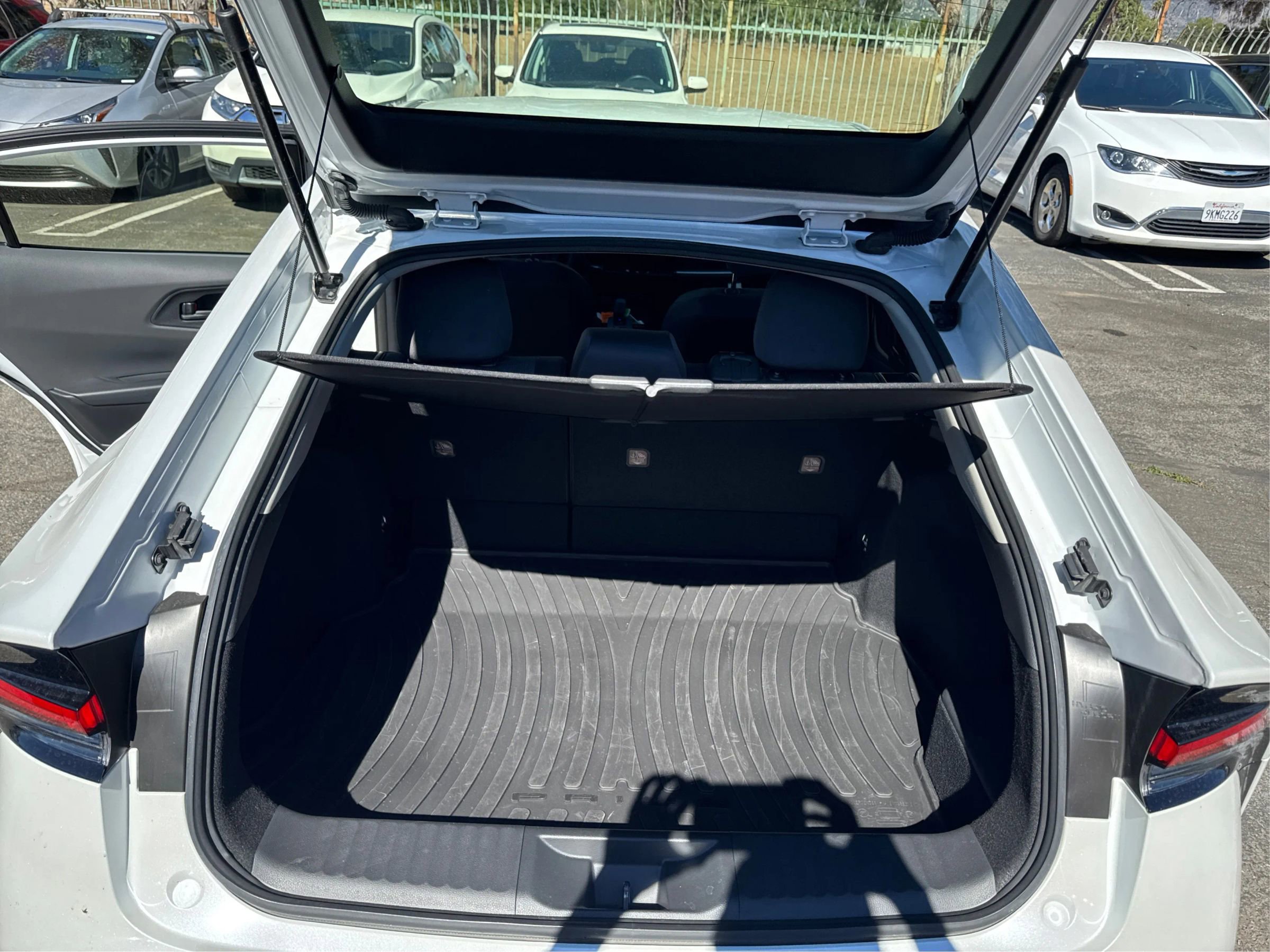 Used 2024 Toyota Prius LE image 12