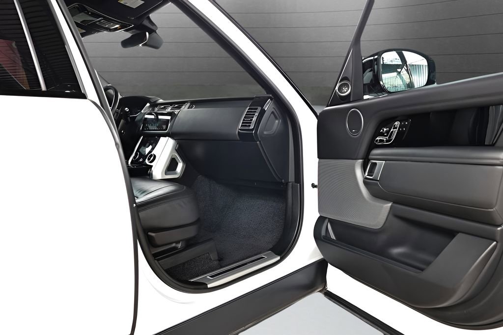 Used 2022 Land Rover Range Rover P525 Westminster Edition image 66