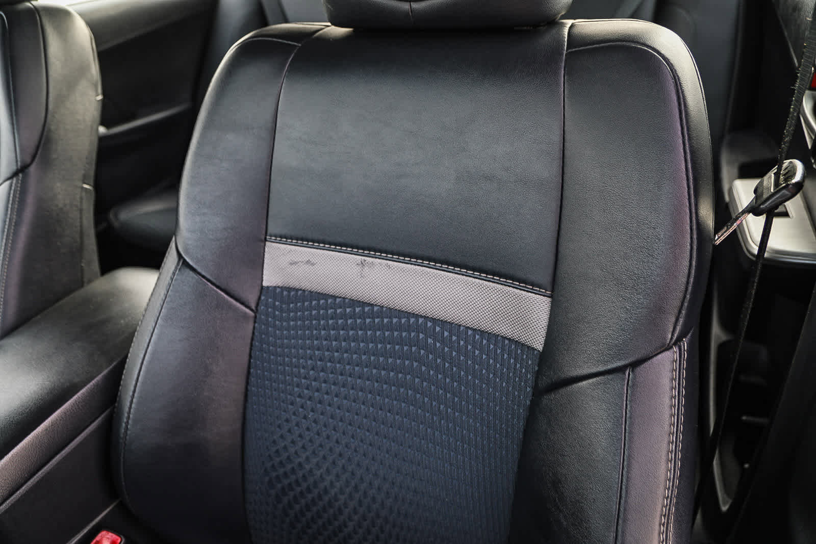 Used 2012 Toyota Camry SE image 24