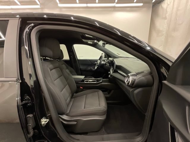 Used 2025 Chevrolet Equinox LT FWD image 23