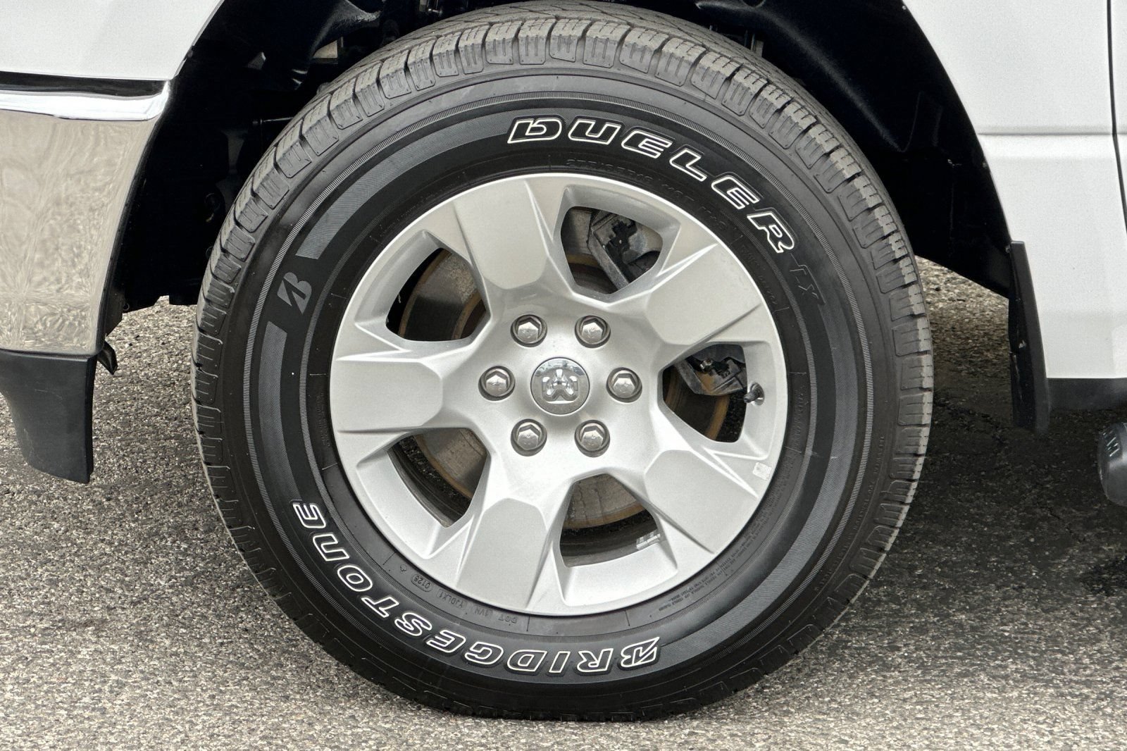 Used 2023 RAM 1500 Big Horn AWD/4WD image 35