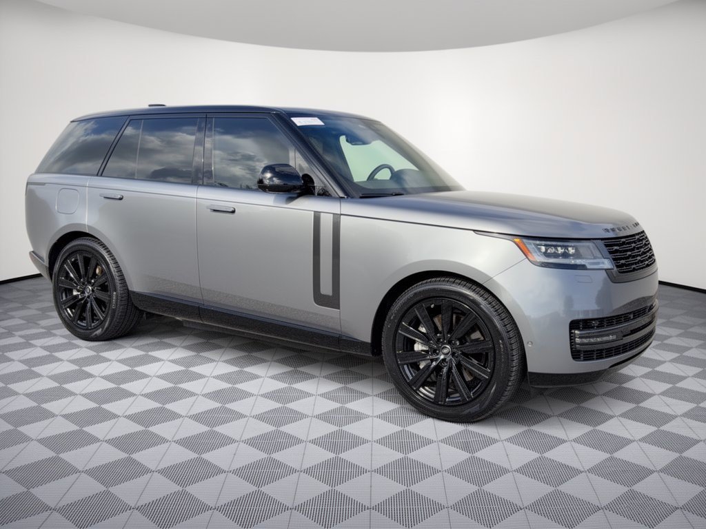 Used 2025 Land Rover Range Rover SE AWD/4WD image 7