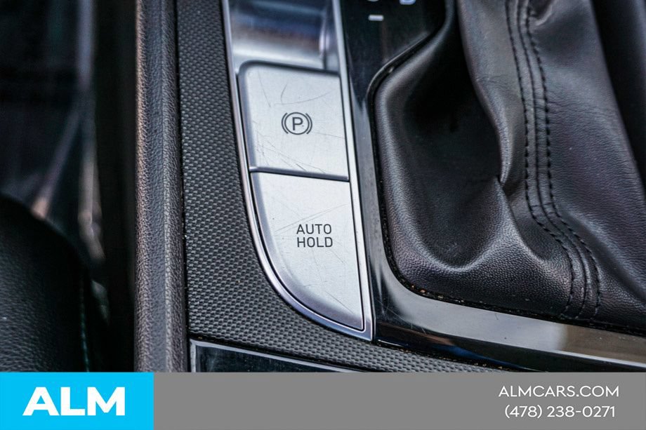 Used 2024 Hyundai Elantra Limited FWD image 41
