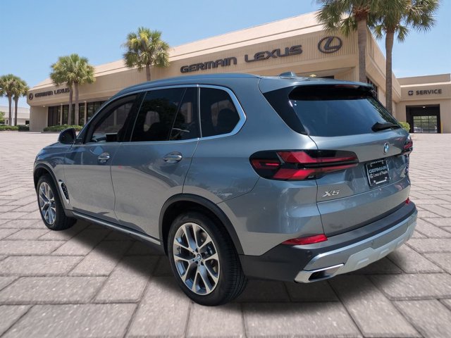 Used 2024 BMW X5 sDrive40i w/ Premium Package RWD image 6