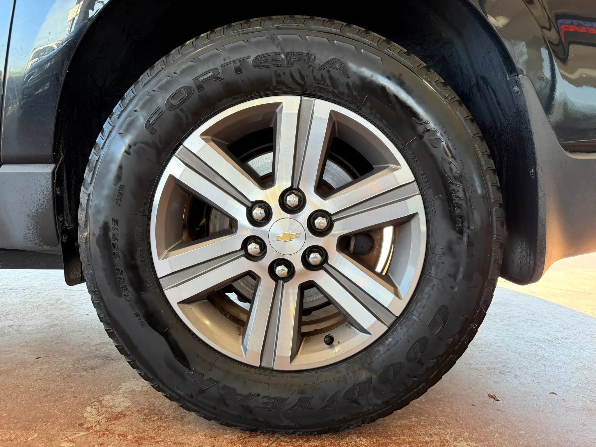 Used 2016 Chevrolet Traverse LT image 25