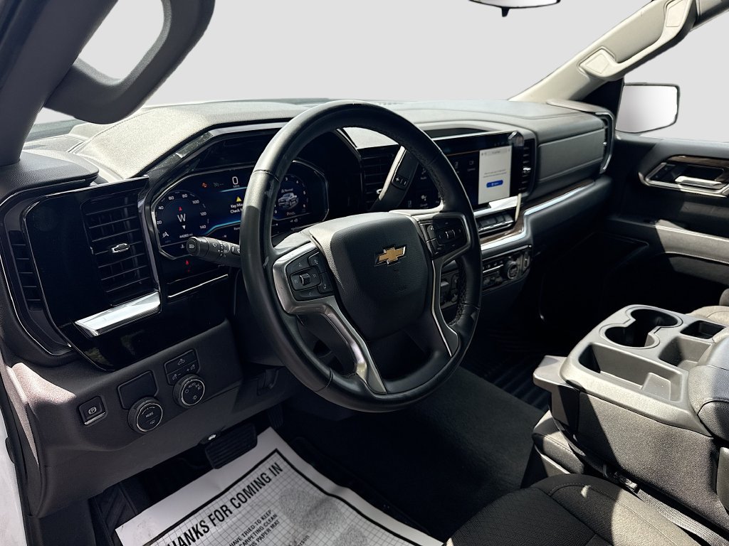 Used 2025 Chevrolet Silverado 1500 LT RWD image 10