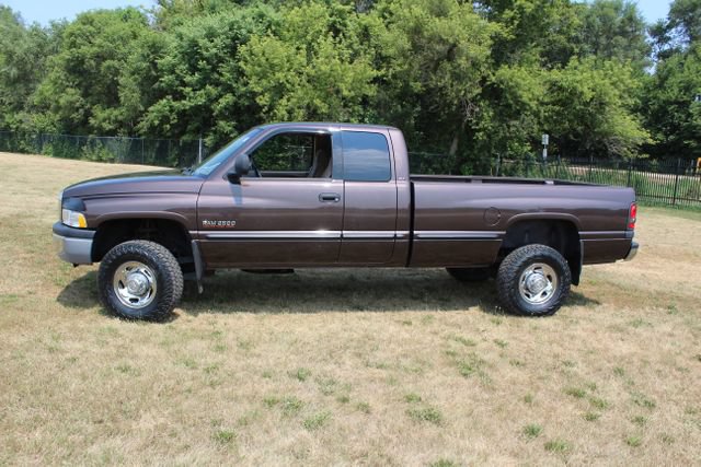 Used 1998 Dodge Ram 2500 Truck 4x4 Quad Cab image 3