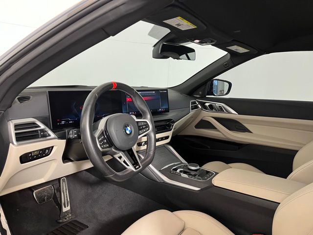 Used 2025 BMW 440i xDrive Convertible w/ Premium Package image 17