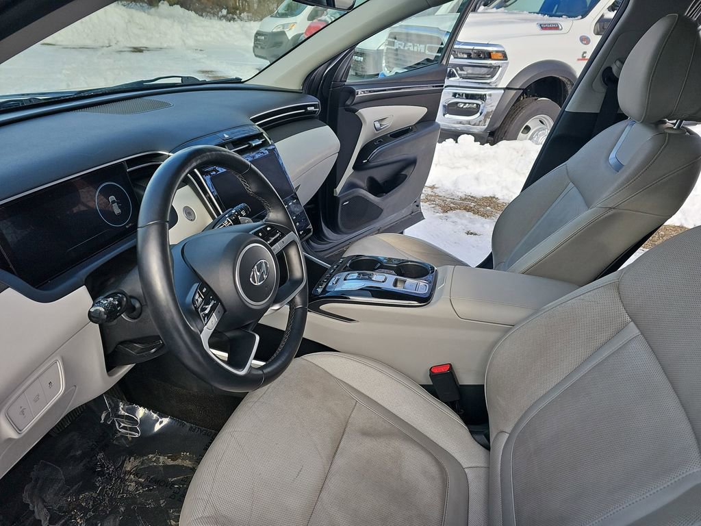 Used 2024 Hyundai Tucson Limited image 18