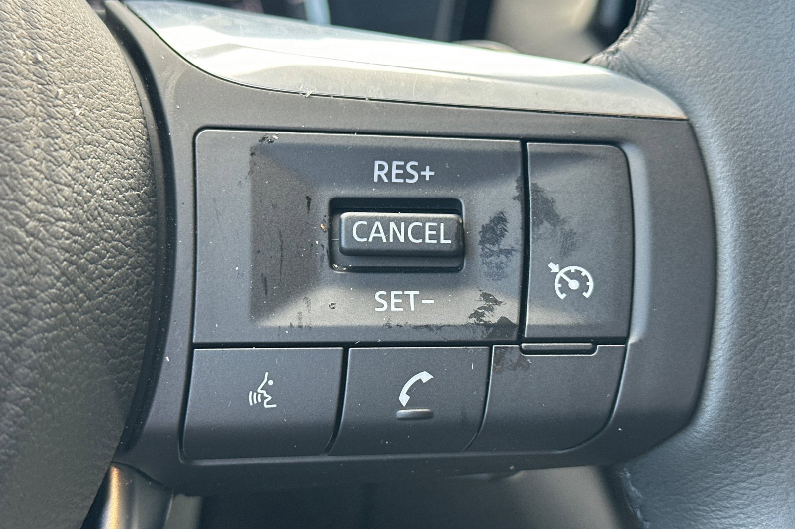 Certified 2025 INFINITI QX60 Pure image 41