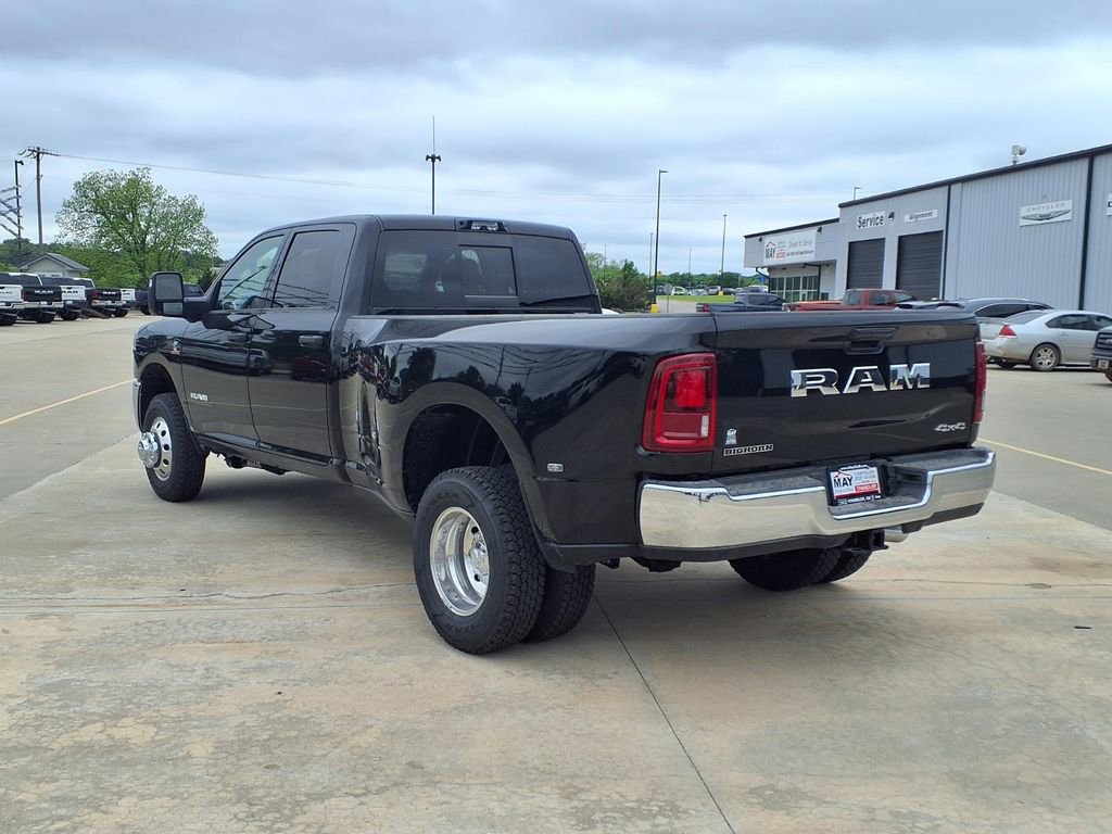 New 2026 RAM 3500 Big Horn AWD/4WD image 11
