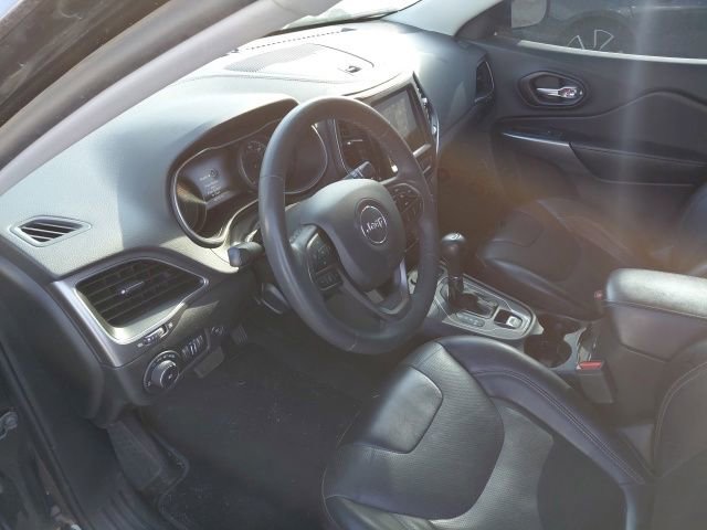 Used 2022 Jeep Cherokee Latitude Lux AWD/4WD image 3