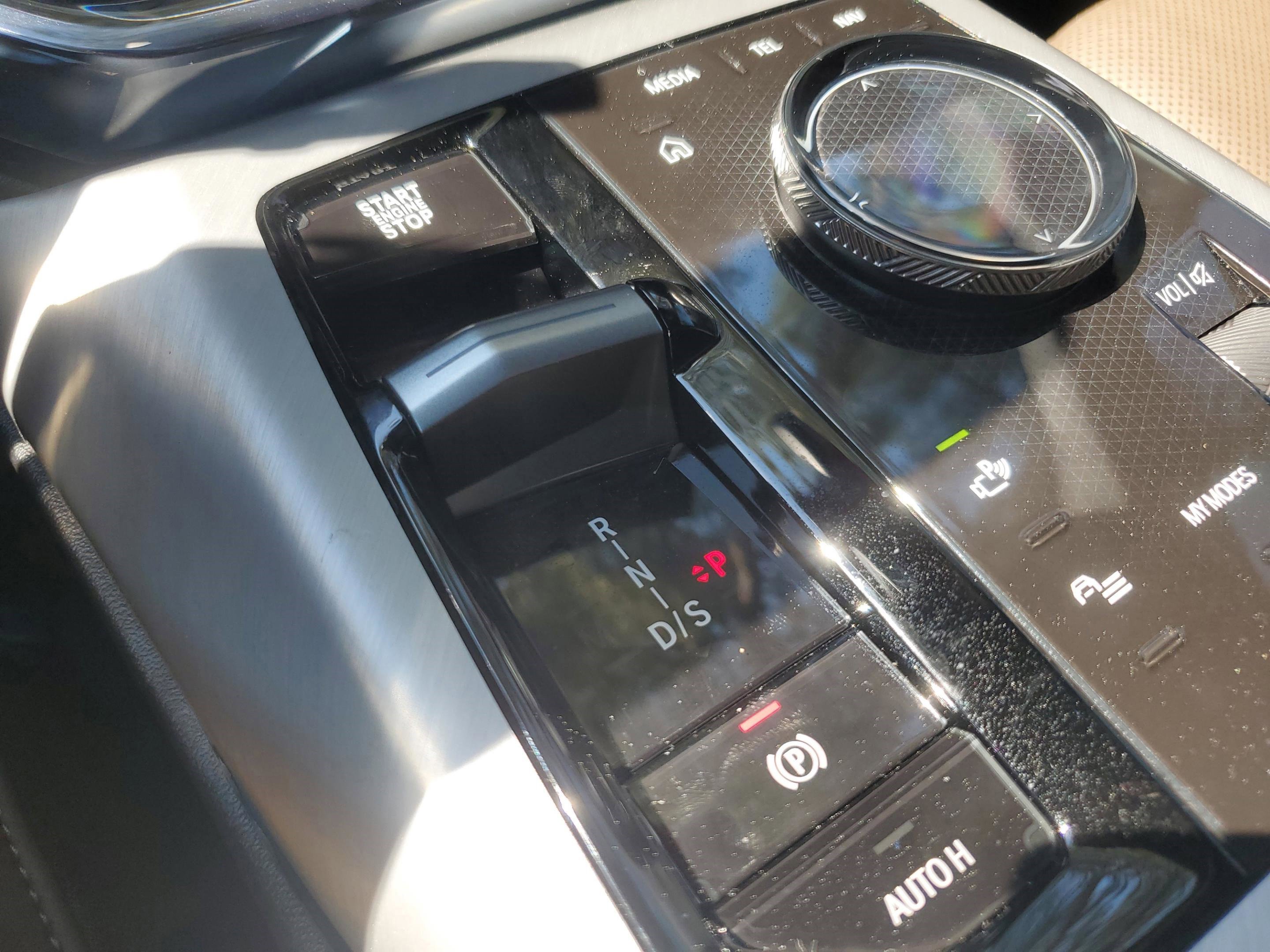 Used 2025 BMW X3 xDrive30i w/ Premium Package image 30