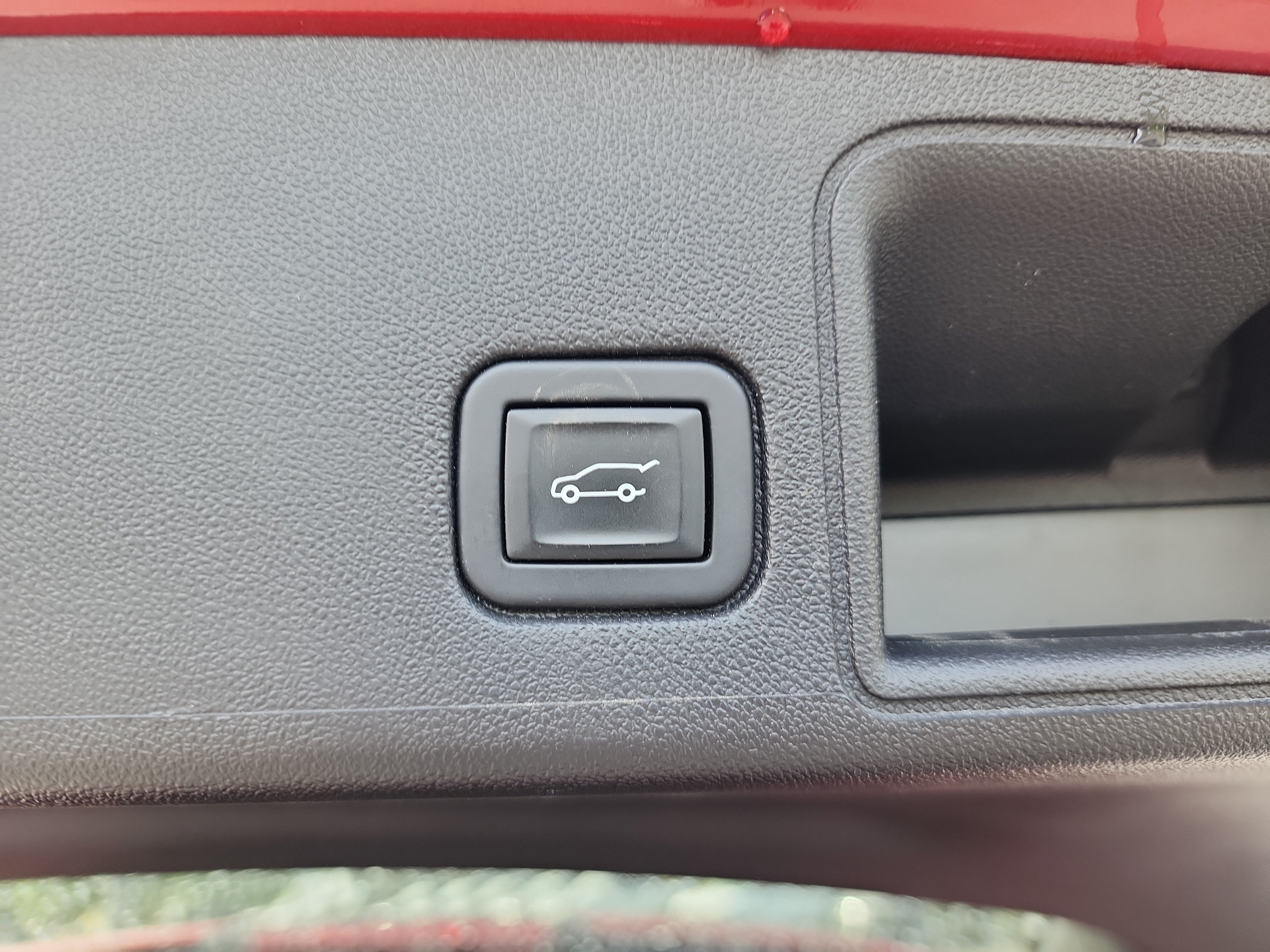 Certified 2023 GMC Terrain SLT w/ Elevation Edition AWD/4WD image 35