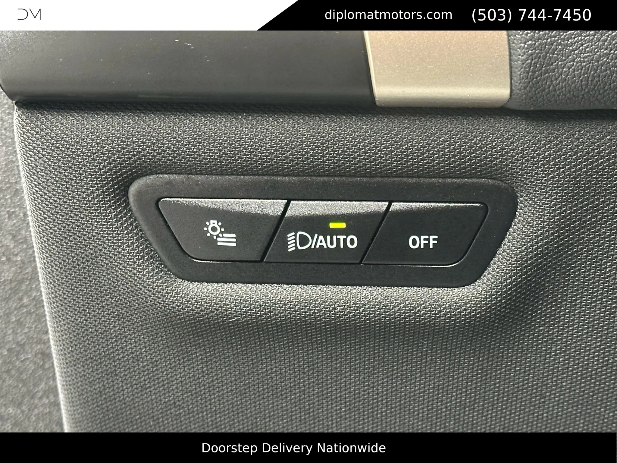 Used 2024 BMW iX xDrive50 w/ Sport Package image 34