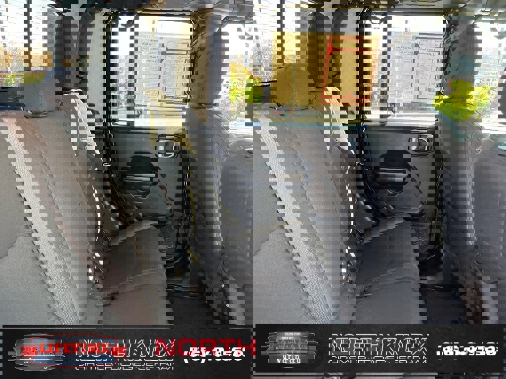 Used 2021 Jeep Gladiator Sport image 22