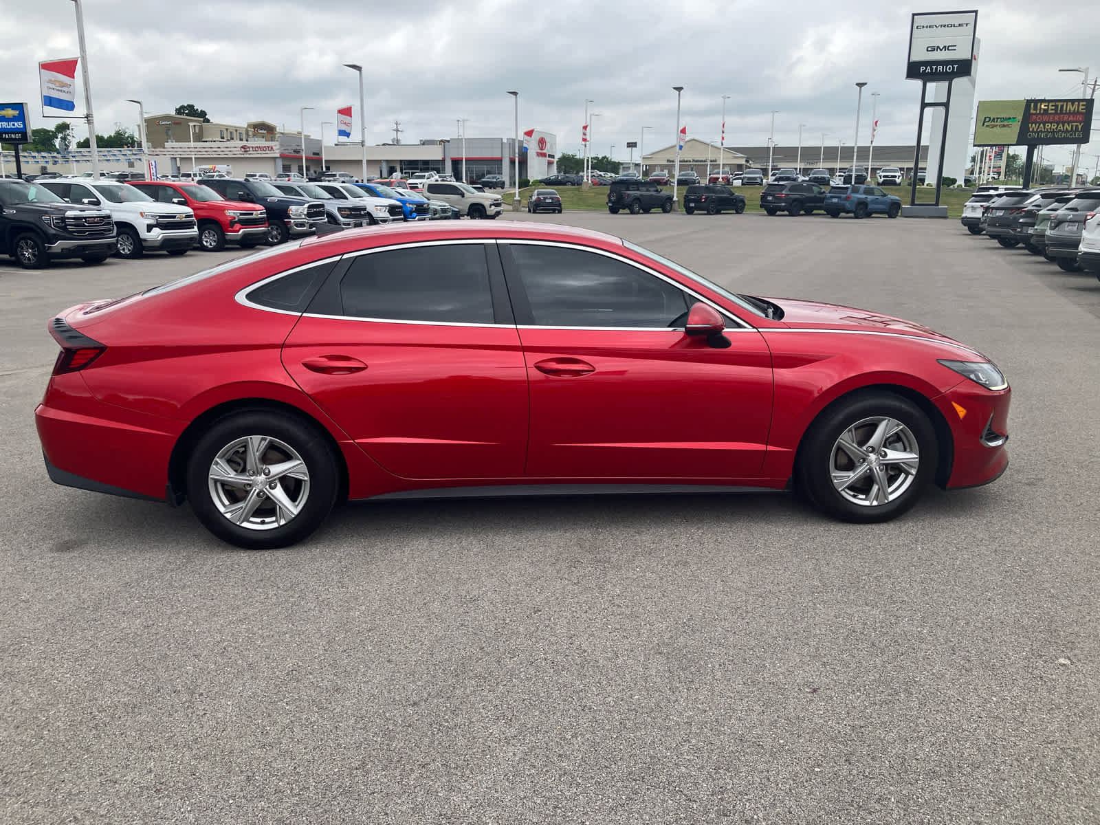 Used 2022 Hyundai Sonata SE FWD image 8
