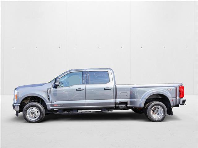 Used 2024 Ford F350 XLT image 8