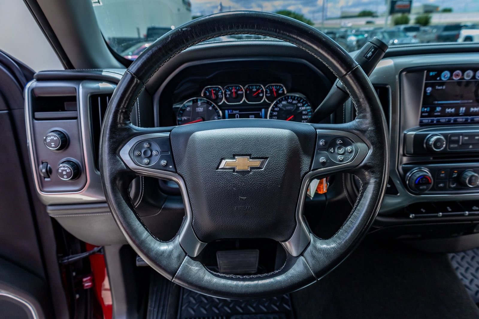 Used 2018 Chevrolet Silverado 1500 LTZ w/ Sport Package AWD/4WD image 19