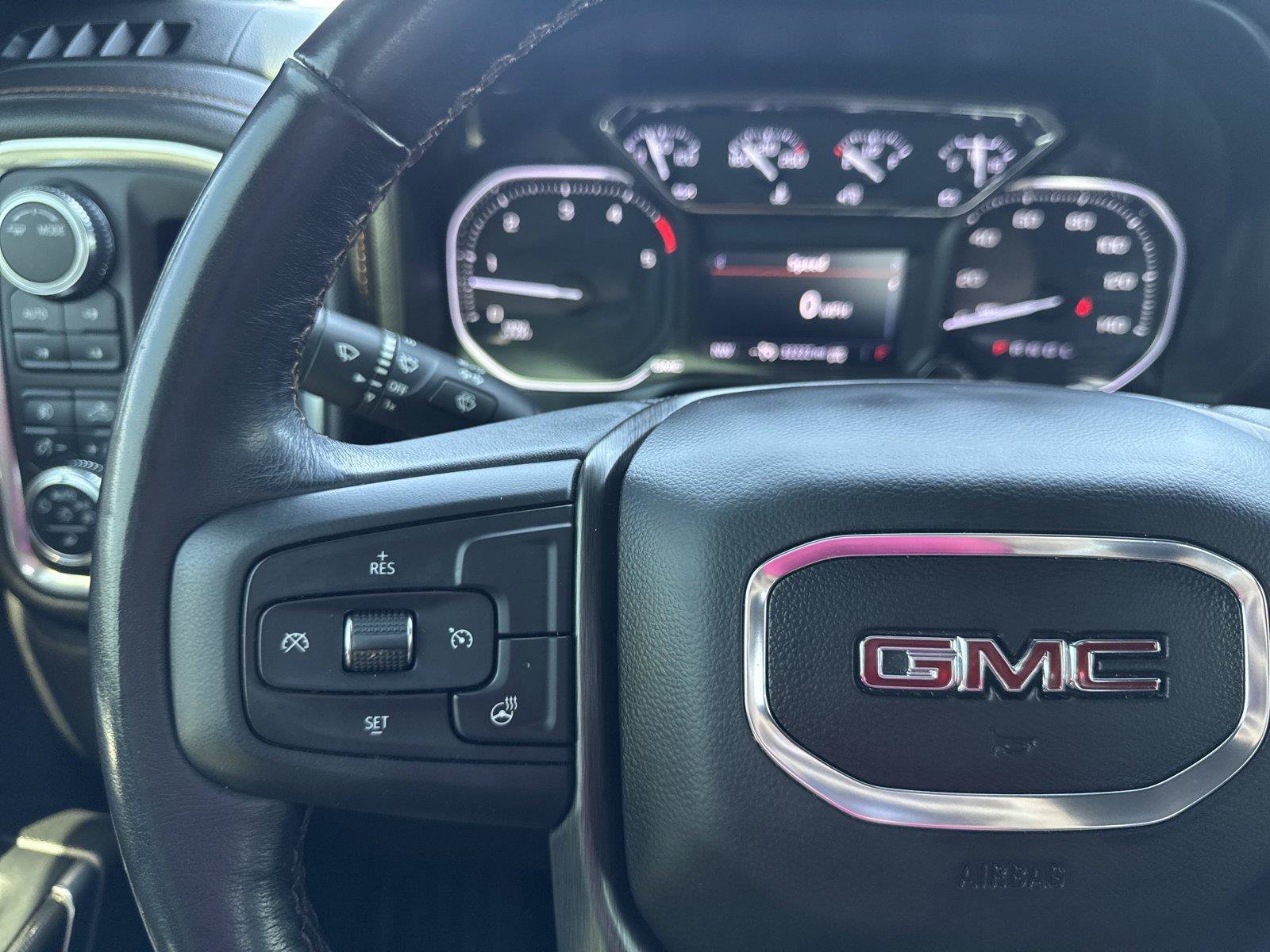 Used 2022 GMC Sierra 2500 AT4 w/ Gooseneck/5TH Wheel Package AWD/4WD image 21